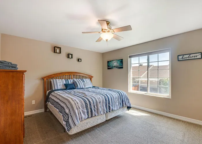 Сasa de vacaciones Inviting Townhome ~ 4 Mi To Downtown Cheyenne