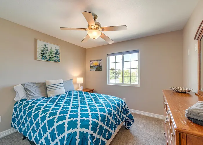 Inviting Townhome ~ 4 Mi To Downtown Cheyenne